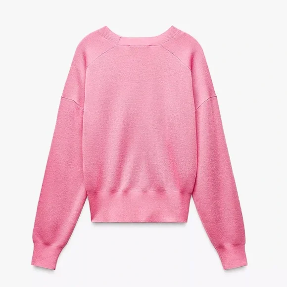 NWOT. Zara wool blend sweater. Round neck, ribbed sleeves. Sits at waist. Pink - Picture 7 of 13